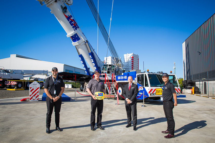 LCR takes delivery of Demag AC 1000-9 all terrain crane